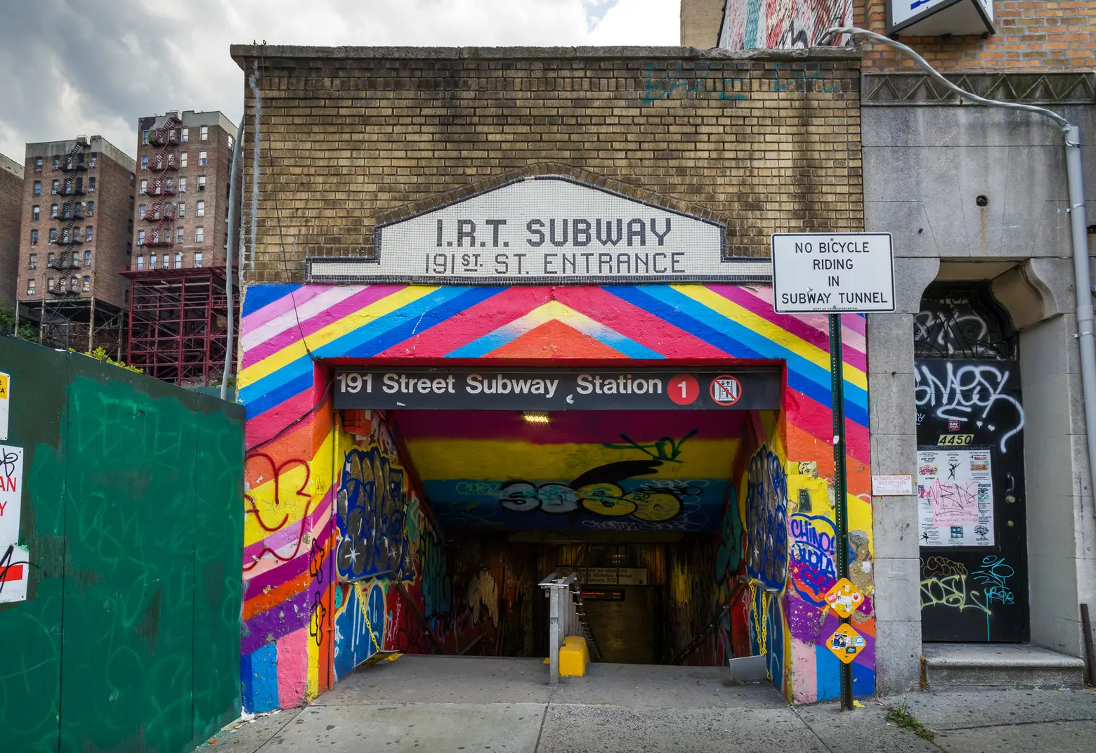 191st-Street-subway-tunnel-James-and-Karla-Murray-4.webp
